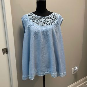 Plus size 18/20 sleeveless blouse